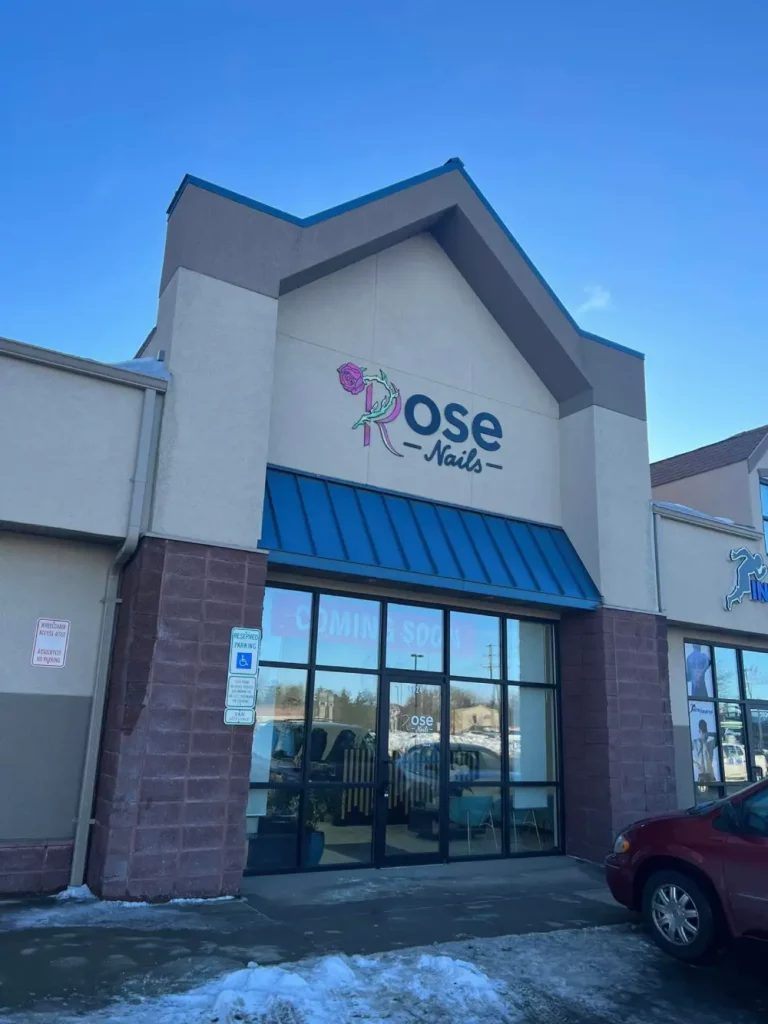 Rose Nails In Sioux Falls